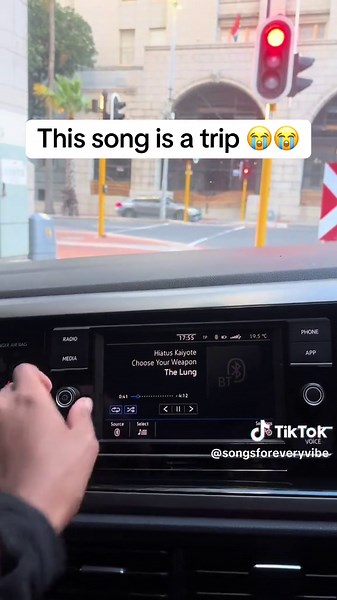 Emotional Song Reaction: Hiatus Kaiyote's Heartfelt Music