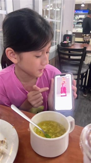 Chiếc váy mơ ước ư?