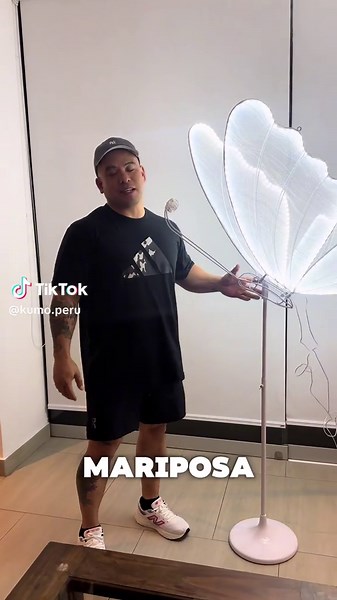 Mariposa LED KUMO: Ilumina y Decora Tus Eventos