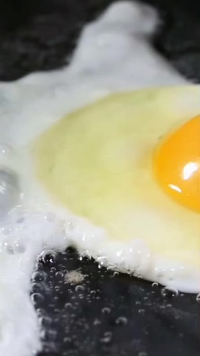 Make fuss-free cooking and cleaning the norm! Reinvent your kitchen space with Cosmic Cookware.