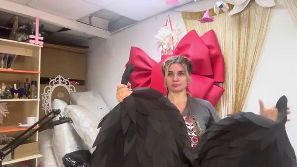 Black Angel Wings DIY Step by Step | Halloween Cosplay Costume with Horns | Maleficent Style