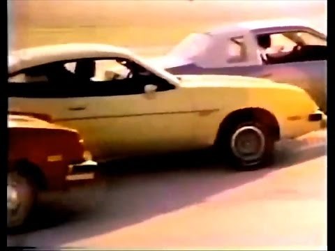 '76 Chevy Vega & Monza Commercial (1975)