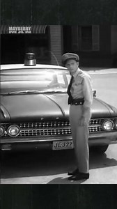 S2E2 Mayberry squad car siren is stuck