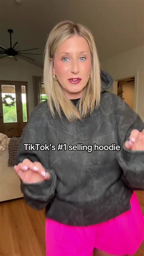 When @Comfrt a new hoodie you snag it—no questions asked 👀 midnight camo is my color & this is hands down one of the most sold hoodies on TikTok for a reason I grabbed a small (5’7” 160lbs) #comfrt #camohoodie #tiktokshopfinds #camo #sweatshirt