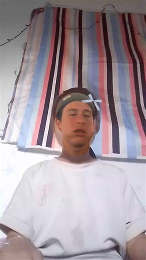 Video của ai mượn hả (@y.nhi.4627) với bản nhạc Trà Và Cà Phê - Chi Xê & Lazii