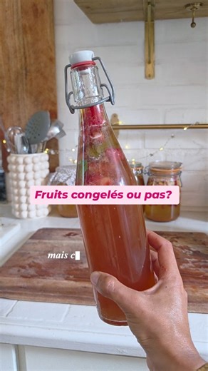 🍓Vous utilisez des fruits congelés dans vos préparations fermentées, vous ? #fruitsdesaison #kombuchamaison #kombuchafraise #kombuchalove #kefirdefruit #kefirdefruits | The Fermentist