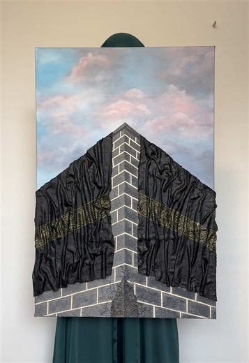 The birth of Imamah 🤍 Dimensions: 55 x 76 x 5cm Medium: mixed media on canvas The most blessed place for the first birth of a blessed lineage 🕋 DM to place an order!! #artreveal #arttrend #shia #kaba #textureart