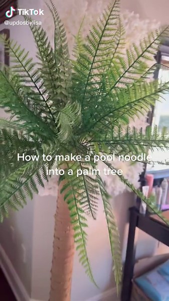DIY Pool Noodle Palm Tree Tutorial