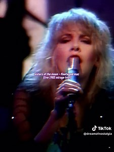 Sisters of the Moon Live Performance by Fleetwood Mac 1982