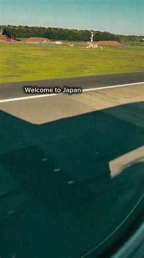The Best Seat On Any Flight To Japan | Landing At Narita Never Gets Old