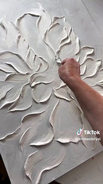 Exploring Reflective Art Techniques with Mirrors