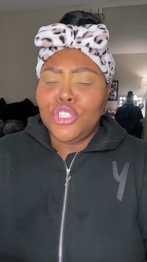 Beginner Drugstore Makeup Kit: Try These Affordable Products!