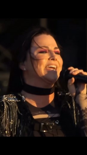 Trechos Do Rock And Roll on Instagram: "Evanescence - Taking Over Me (Live, 2024) #evanescence #amylee #rock #musica #explorar"