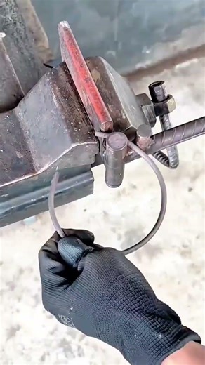 Genius Metalworking Idea Building a Precision Manual Wire and Rod Bender