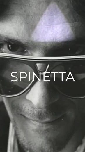 RadioRitual on Instagram: "✨El Flaco 23/1/50🔸8/2/12 Seguir viviendo sin tu amor 🎶 Epinetta mentor de legendarias bandas como Almendra, Pescado Rabioso, Invisible, Spinetta Jade y Spinetta y los Socios del Desierto, y autor de grandes canciones que tarareamos todos los dias como si recién fueran editadas. 🎶 Pareció esquivar los mandatos del mercado, las modas, o el “qué dirán”. Su política y sus ideas podían traducirse en el contenido de sus letras. “El Flaco” dejó una marca profunda en el mun