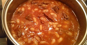 Haricots blancs en sauce