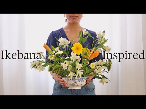 DIY Ikebana inspired floral arrangement - How to use a flower frog 🌼