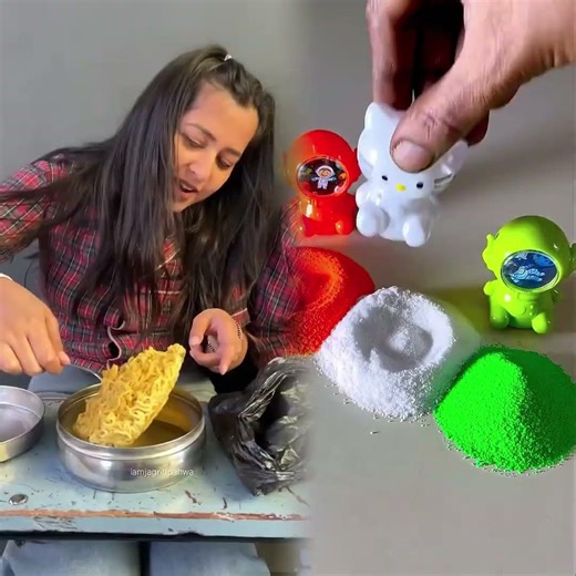 School + Maggi = Best Memory😍 #schoollife #maggi #jagritipahwa #lunchbox #lunchbreak #studentlife