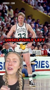 365K views · 6.7K reactions |  Watch the real story behind Larry Bird's unselfish retirement. The Boston Celtics legend missed out on millions of dollars because of an early retirement!  Discover why he left millions for the Celtics' future. #LarryBird #Celtics #Unselfishness #Retirement | Basketball Buzz | Facebook