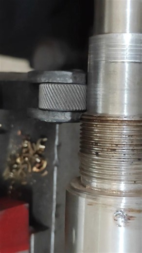 ⚙️ Perfect Knurling Grip! Loose bearing shaft restored with precision machining 🔥 🌐 #Shorts