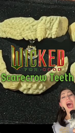 Victoria Calamito on Instagram: "Genius makeup designer @frances_hannon_official shared the teeth that were almost used for @jbayleaf as the Scarecrow of Oz in @wickedmovie and thank goodness she pivoted from this! #wickedforgood #makeupeffects #scarecrow #teeth #theozvlog"