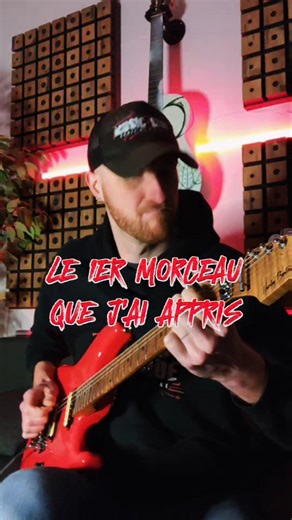 Un riff trop cool de @blink182 #dammit #guitar #harleybenton #punkrock @HarleyBentonOfficial