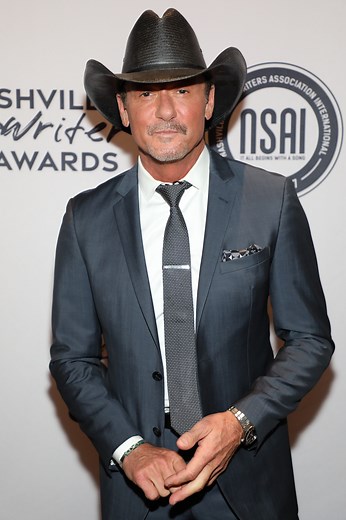 Tim McGraw Gives Health Update after 6 Months of Surgeries