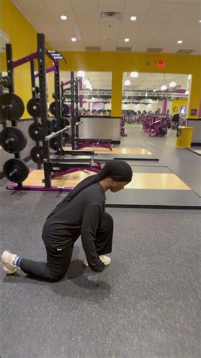 Reverse Lunge Form for Beginners (Step-by-Step)