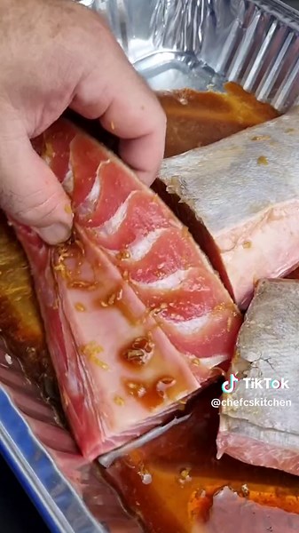 Delicious Grilled Tuna Belly with Mango Salsa Recipe