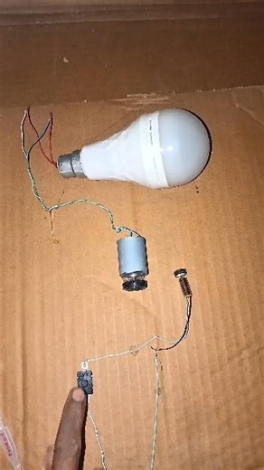 Free Electricity Generator Using DC Motor | Light Bulb DIY Science Experiment