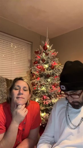 Highly recommend watching Queen Wrenn's LIVE! Enjoy the energy, love, and eyecatching Gifts!#tiktoklive #livehighlights #Queen Wrenn #livegift #festgear