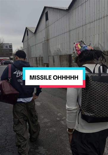 Videos de ONLINE SHOPPING (@xostyle.open) con “original sound - ONLINE SHOPPING”