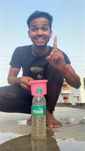 Survival Skills: 😓😫😱easy methood saving water transfer to bottle #camping #bushcraft#water #smart