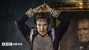 Benedict Cumberbatch's Hamlet returns famous speech to act three
