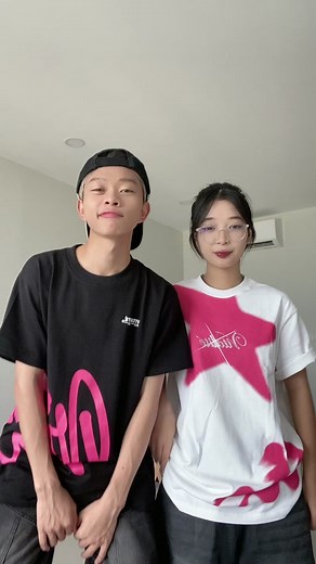 Cho nhảy bài này lần cuối nhớ 🤓 @Vitalité #mqwiqw dc : @oniikhan | tutorial dance tora rora