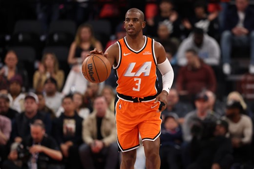 "He wants to leave?": Clippers Fans Stunned at Chris Paul's IG Story as Star Seemingly Hints Displeasure With Lack of "Leeway"
