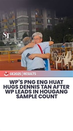 Former MP Png Eng Huat hugs #WP's... - The Straits Times