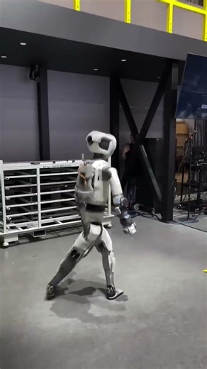 Robot backflip fail #shorts