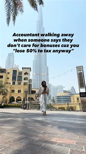 Anam - Modest Money Mindset on Instagram: "You get a $5,000 bonus. Then you open your paycheck and go “WTH, they took like 50% in taxes?!” 🤨 And just like that, half the excitement is gone 🫠 Here’s what actually happens☝🏽 It’s the payroll software. When it sees that big bonus hit your paycheck, it kinda thinks “Oh, this person makes this much EVERY paycheck now!” 🤔 So if you normally make $2,000 per paycheck, and suddenly one paycheck is $7,000 total, the system calculates your tax as if you