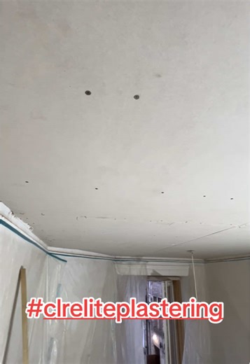 New gyproc ceiling fitted 💪 Follow for progress 🙏 #clreliteplastering #plasterer #plastering #plasteringlife #plaster #ceilings #glasgow #old #lath #homedecor #homeimprovement #homerenovation #gyproc