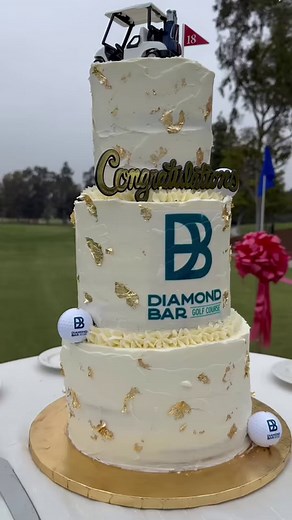 Diamond Bar GC has officially reopened for business 🎉 The newly renovated County of Los Angeles Department of Parks & Recreation course features fresh layouts of all greens, bunkers and tee boxes along with upgrades to the driving range, practice greens and more! 😍Book your tee time at diamondbargc.com | SCGA