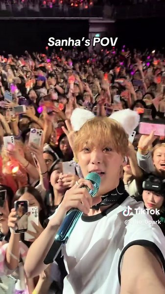 Viviendo la Magia de Astro en Concierto