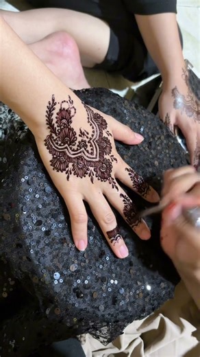 tutorial henna wedding setiap hari