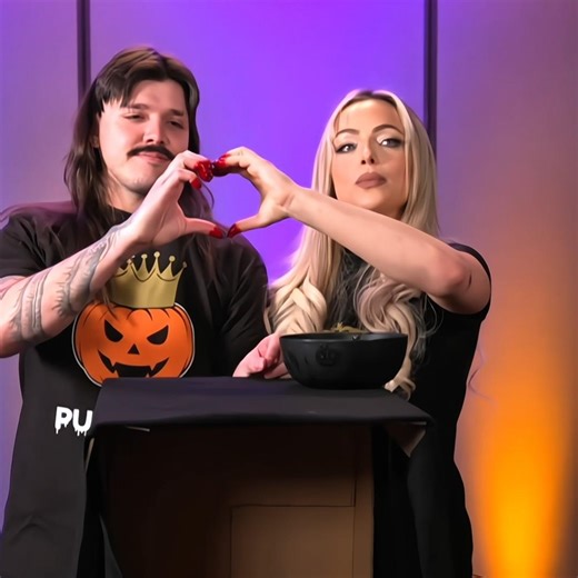 other wrestler play in blind box game🥵 #wwe #shorts #rhearipley #dominikmysterio #livmorgan #edit