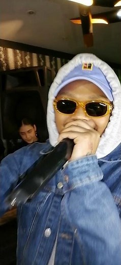 A-Reece performs Holding Hands and gives a vote of thanks afterwards to his fans