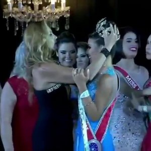 2.1K views · 36 reactions | Miss Amazonas 2015 Shocking Coronation - Miss Brazil 2015 : #PageantMishaps #Pageant #PageantAvenue | Pageant Avenue | Facebook