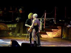 Pink - Get the Party Started (Funhouse Tour) Brisbane 25/8/09