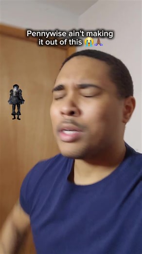 Big Penny is getting BRUTALIZED on these streets 😭✌️💯#fyp #pennywise #welcometoderry #tomandjerry #viral