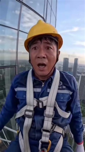 Working at heights, a safety belt is a mustPrevent unknown dangers and save lives #safety #ppe