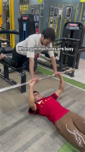 Jab gym m machine busy hoo😂 #motivation #gymmotivation